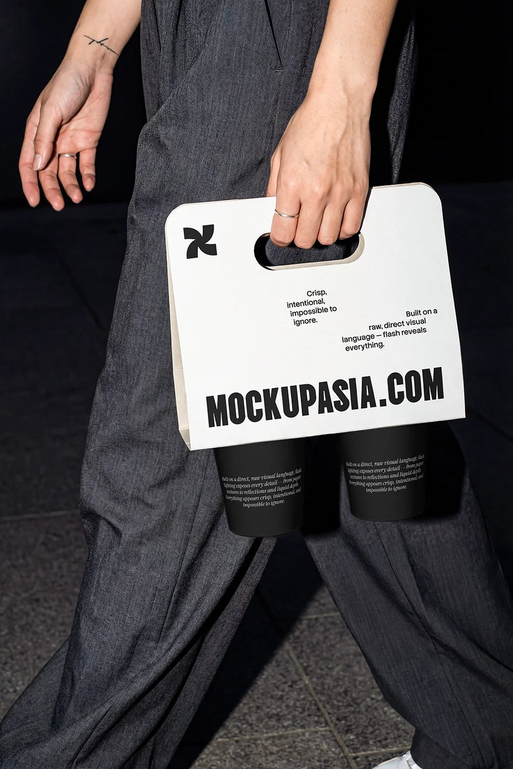 Coffee Cup Carrier Mockup