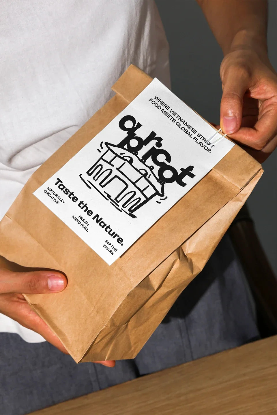 Paper Bag Mockup (APR-20)