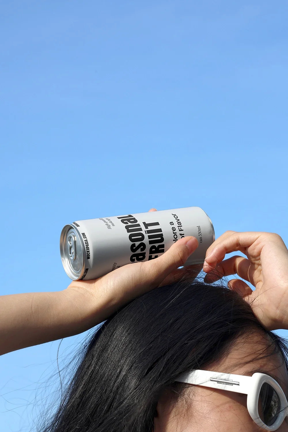 Slim Can Mockup CF29 – Balanced on Head