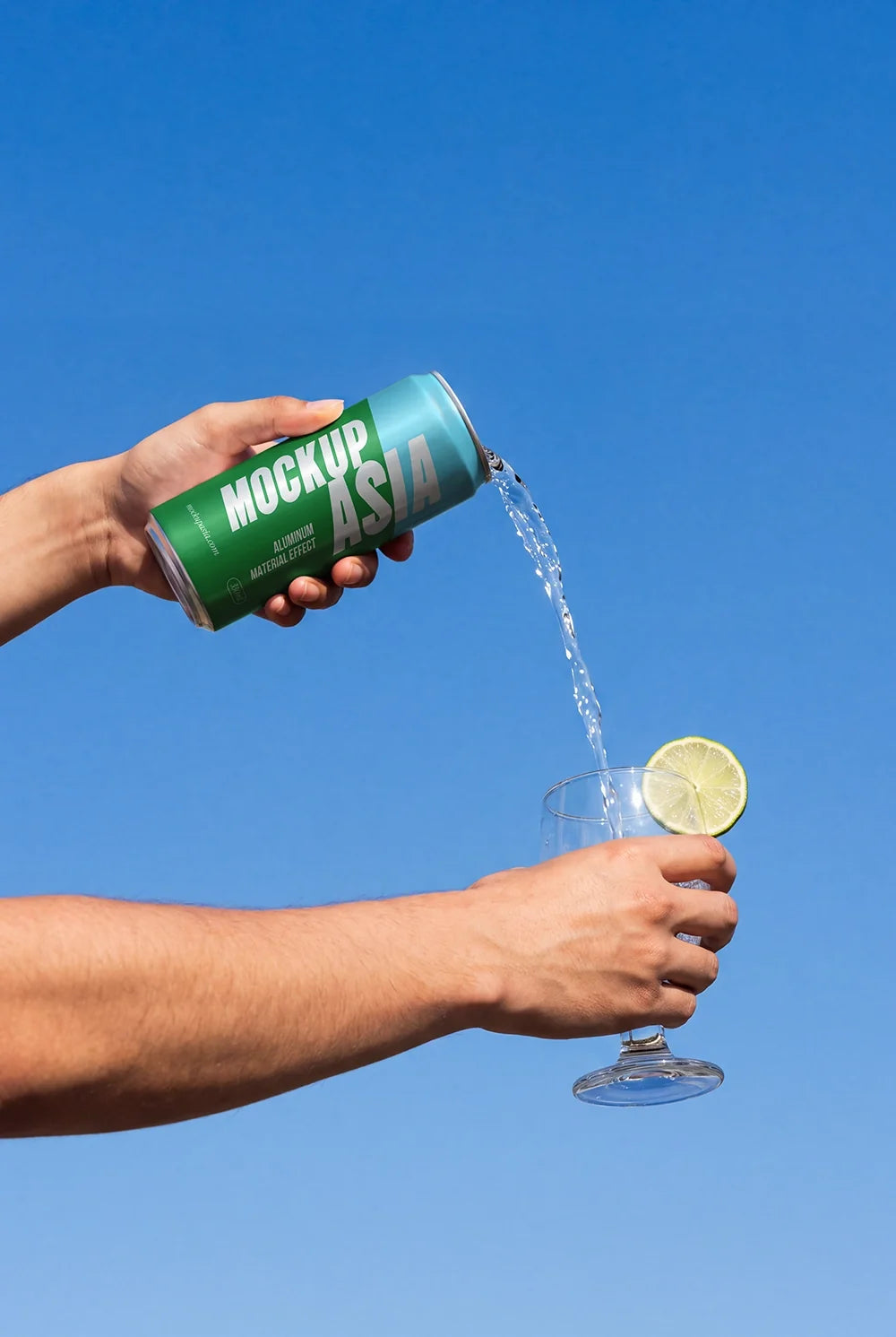 Sleek Can PSD Mockup