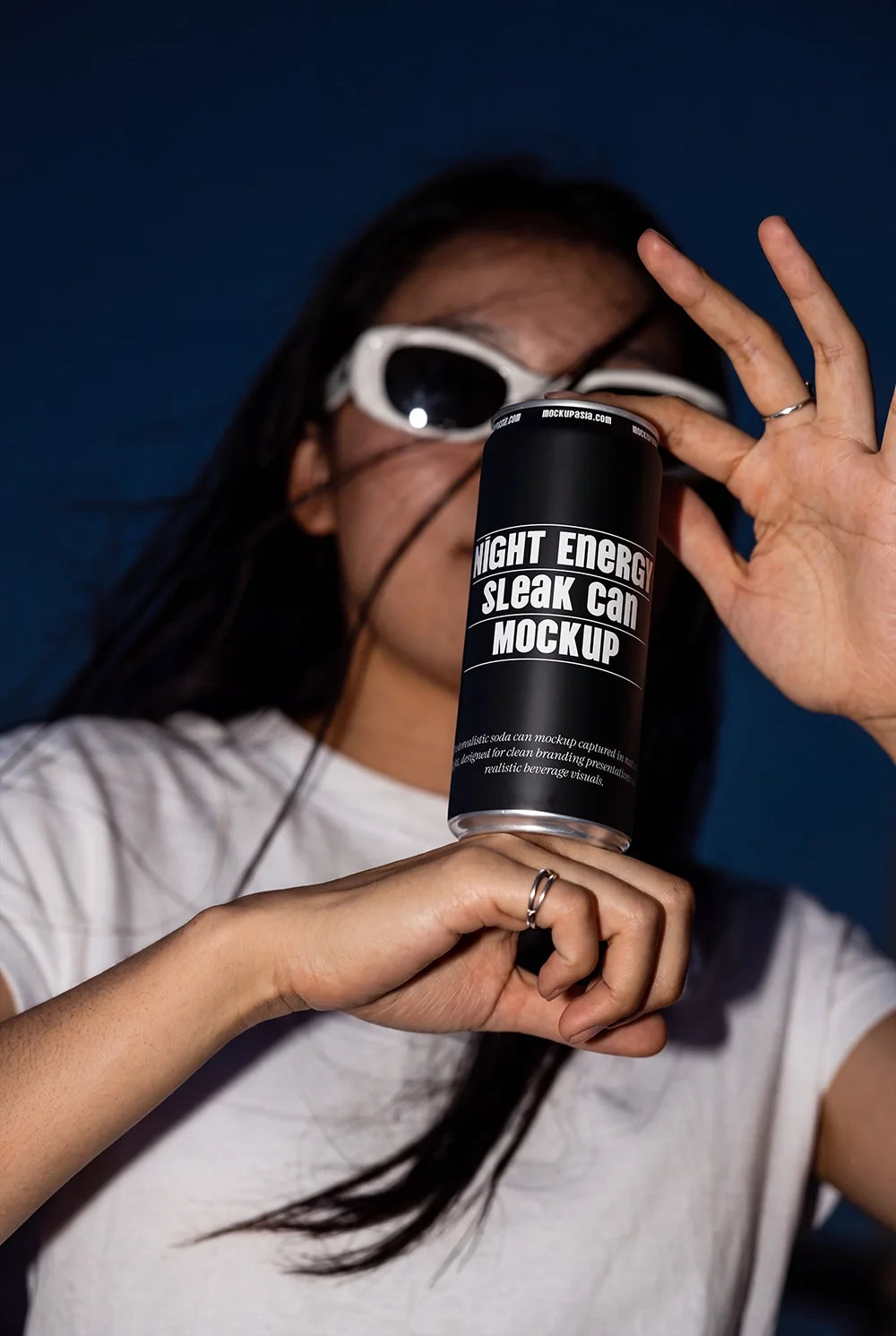 Sleek Can PSD Mockup