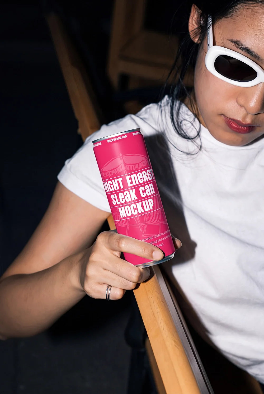 Sleek Can PSD Mockup