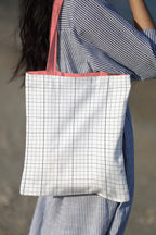 Tote Bag mockup (TB05)